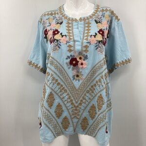 *** Tolani Embroidered Top NWT *** 1X